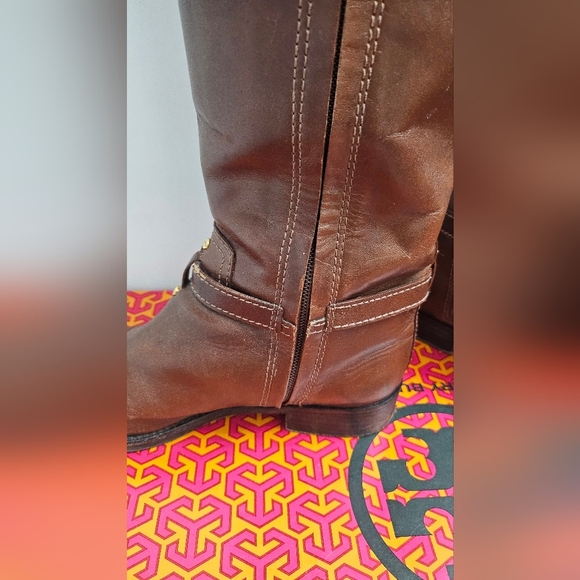 TORY BURCH ALMOND BROWN GOLD HARDWEAR GALLEON LEATHER RIDING  BOOTS SIZE 6 - Picture 5 of 15